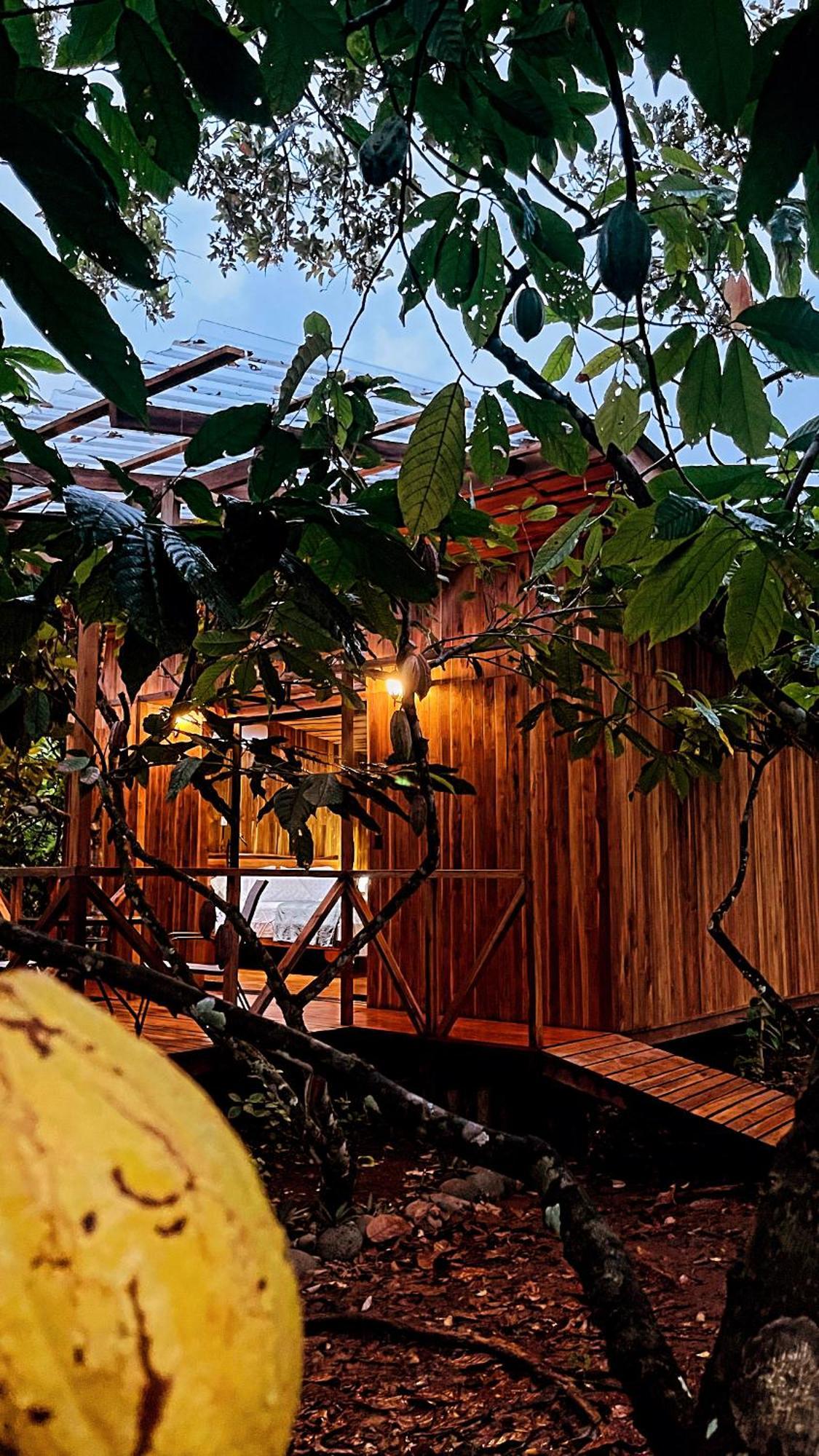Rio Celeste, Cacahua Lodge Exterior photo